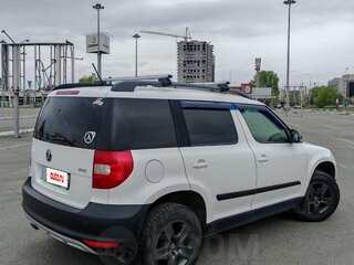 2013 Skoda Yeti I, белый, 950000 рублей, вид 3