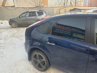 2011 Ford Focus II Рестайлинг, синий, 660000 рублей, вид 2