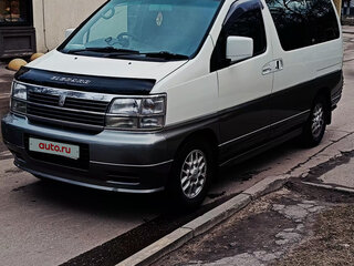 1997 Nissan Elgrand I (E50), белый, 1200000 рублей, вид 1