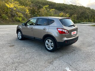2012 Nissan Qashqai I Рестайлинг, коричневый, 1000000 рублей, вид 5