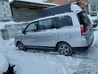2001 Mitsubishi Dion I, серый, 299999 рублей, вид 2