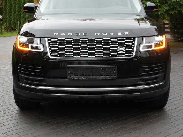2018 Land Rover Range Rover IV Рестайлинг, чёрный, 7500000 рублей - вид 2