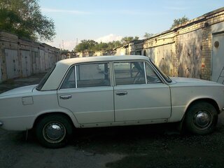 1974 Lada (ВАЗ) 2101, белый, 175000 рублей, вид 1