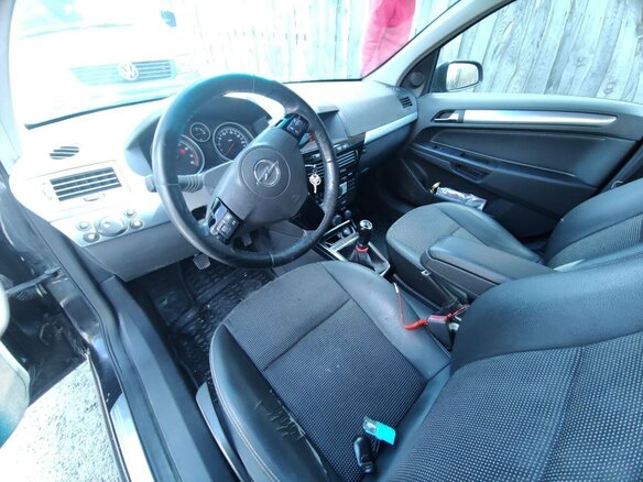 2008 Opel Astra H Рестайлинг, чёрный, 490000 рублей - вид 8