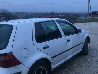 1999 Volkswagen Golf IV, белый, 130000 рублей, вид 5