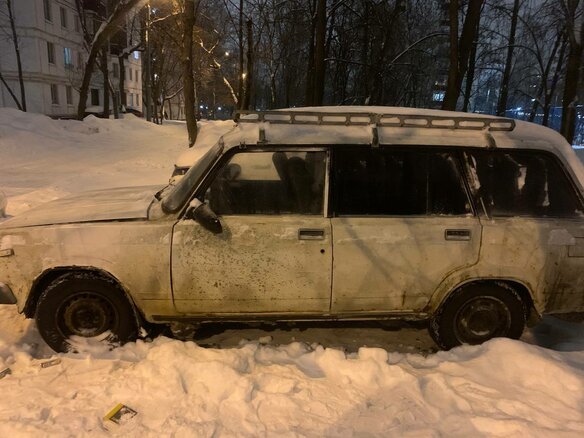 2000 Lada (ВАЗ) 2104 4-speed, белый, 140000 рублей - вид 2