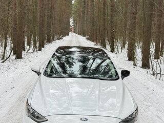 2019 Ford Fusion (North America) II Рестайлинг, белый, 1650000 рублей, вид 3