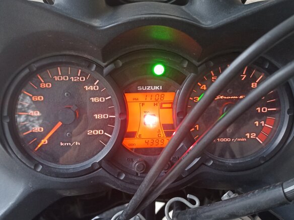 2009 Suzuki V-Strom DL 650, серый, 495000 рублей - вид 1