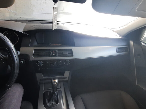 2006 BMW 5 серии 525i V (E60/E61), синий, 1000000 рублей - вид 2