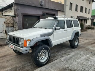 1988 Jeep Cherokee II (XJ), белый, 800000 рублей, вид 2