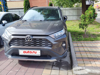 2021 Toyota RAV4 V (XA50), коричневый, 3250000 рублей, вид 1
