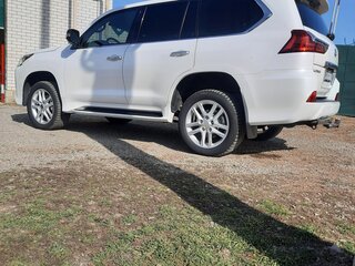2015 Lexus LX 450d III Рестайлинг 2, белый, 6500000 рублей, вид 4