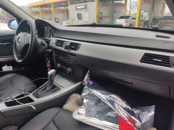 2007 BMW 3 серии 320i V (E90/E91/E92/E93), серебристый, 920000 рублей - вид 4