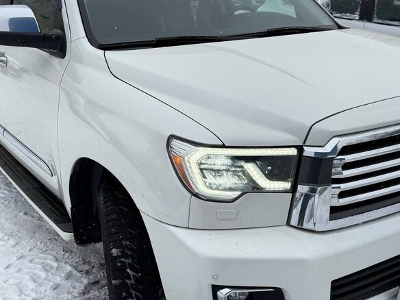 2012 Toyota Sequoia II, белый, 3900000 рублей - вид 13
