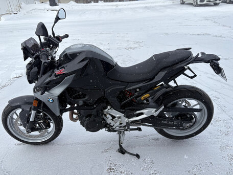 2024 BMW F 900 R, чёрный, 1280000 рублей, вид 2