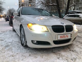 2011 BMW 3 серии 320i V (E90/E91/E92/E93) Рестайлинг, белый, 1190000 рублей, вид 3