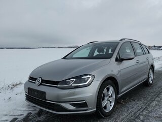 2018 Volkswagen Golf VII Рестайлинг, серебристый, 1515000 рублей, вид 1