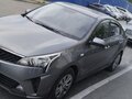 2021 Kia Rio IV Рестайлинг, серый, 1850000 рублей - вид 1