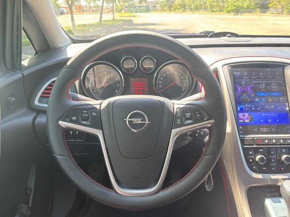 2011 Opel Astra J, серый, 850000 рублей - вид 9