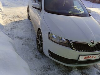 2019 Skoda Rapid I Рестайлинг, белый, 1115000 рублей, вид 4