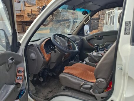 2009 Hyundai Porter II, белый, 1200000 рублей, вид 4