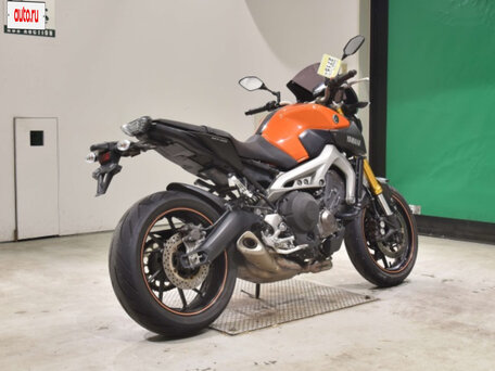 2016 Yamaha MT-09 (FZ-09), оранжевый, 540000 рублей, вид 5