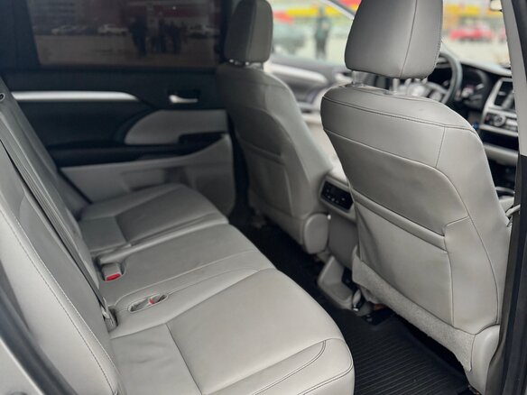 2016 Toyota Highlander III (XU50), серый, 2690000 рублей - вид 13