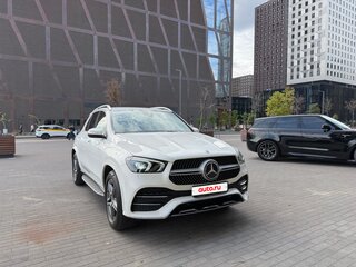 2019 Mercedes-Benz GLE 300 d II (V167), белый, 6100000 рублей, вид 4