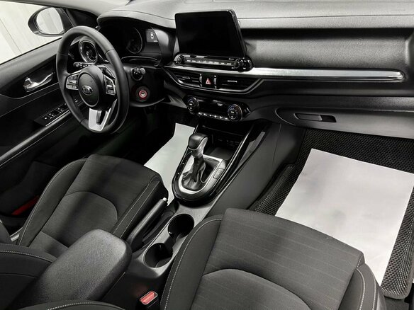 2021 Kia Cerato IV, синий, 1745000 рублей - вид 12