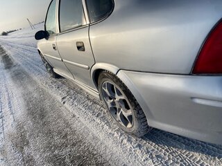 2001 Opel Vectra B Рестайлинг, серебристый, 260000 рублей, вид 3