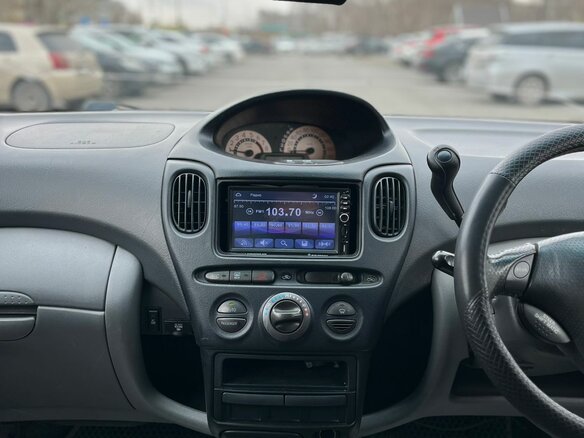 1999 Toyota FunCargo, серый, 449000 рублей - вид 19