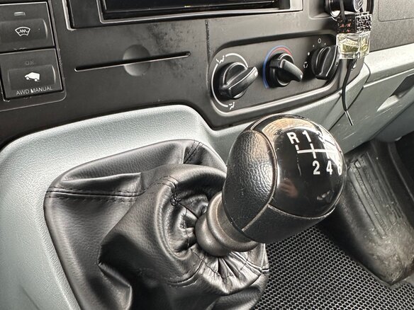2014 Ford Transit, бежевый, 1300000 рублей - вид 12