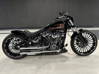 2023 Harley-Davidson Breakout, чёрный, 4999000 рублей, вид 1