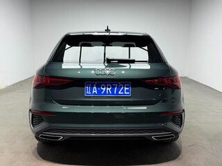 2022 Audi A3 Sportback 35 TFSI IV (8Y), зелёный, 1890000 рублей, вид 5