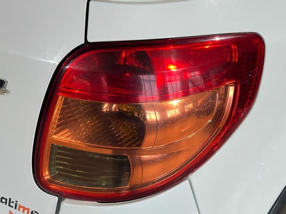 2013 Suzuki SX4 I (Classic) Рестайлинг, белый, 1049000 рублей - вид 13