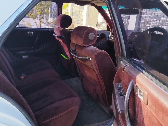 1989 Toyota Crown VIII (S130), белый, 1200000 рублей - вид 13