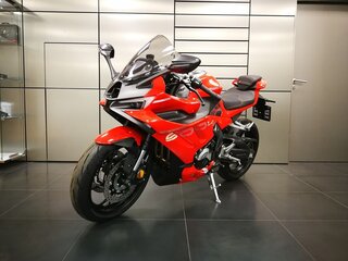 2026 Voge RR500S, красный, 687000 рублей, вид 2