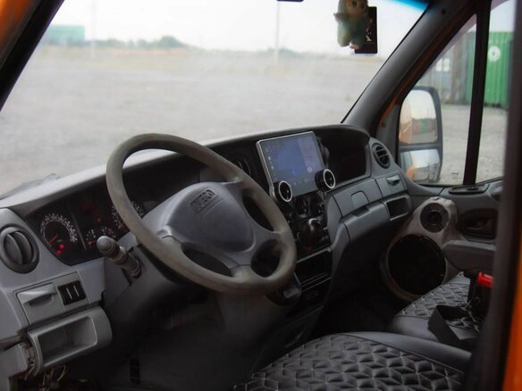 2008 Iveco Daily, оранжевый, 1000000 рублей - вид 6