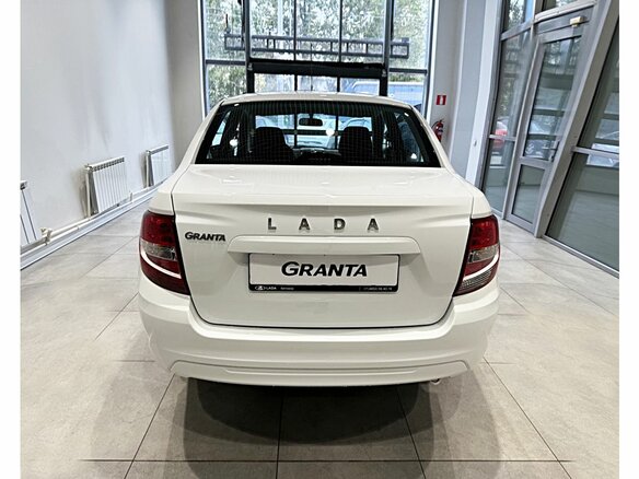 2026 Lada (ВАЗ) Granta I Рестайлинг, белый - вид 4