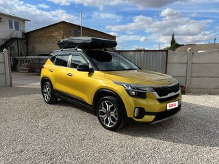 2021 Kia Seltos I, жёлтый, 1790000 рублей, вид 3