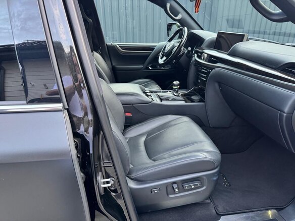 2021 Lexus LX 570 III Рестайлинг 2, чёрный - вид 7