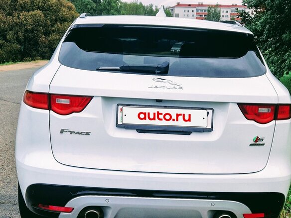 2018 Jaguar F-Pace S I, белый, 2560000 рублей - вид 5