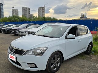 2010 Kia Ceed I Рестайлинг, белый, 830000 рублей, вид 1