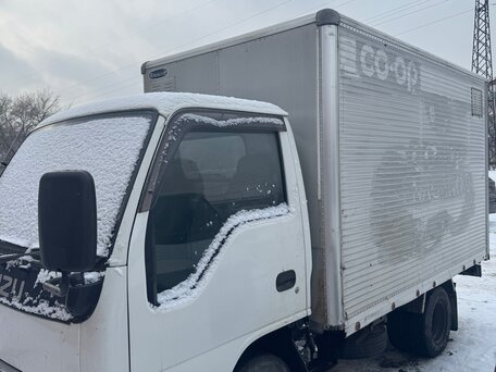 1996 Isuzu Elf (N-series), белый, 950000 рублей, вид 1