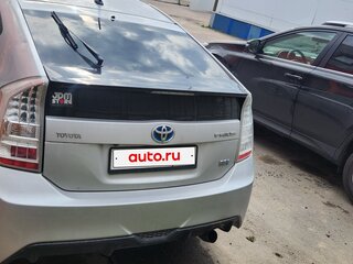 2009 Toyota Prius III (XW30), серый, 840000 рублей, вид 4