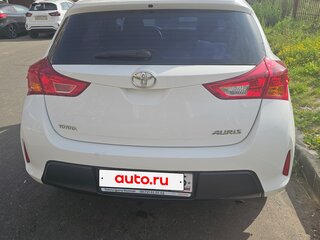 2014 Toyota Auris II, белый, 1400000 рублей, вид 3