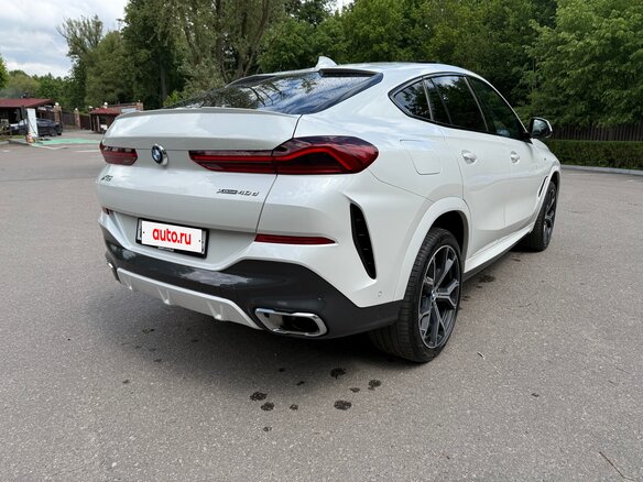 2021 BMW X6 40d III (G06), белый, 6200000 рублей - вид 16