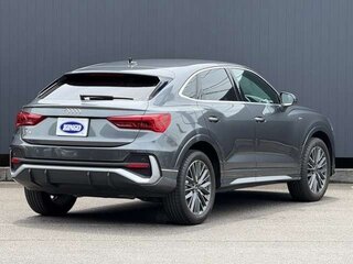 2022 Audi Q3 Sportback 35 TFSI II (F3), серый, 1777000 рублей, вид 4