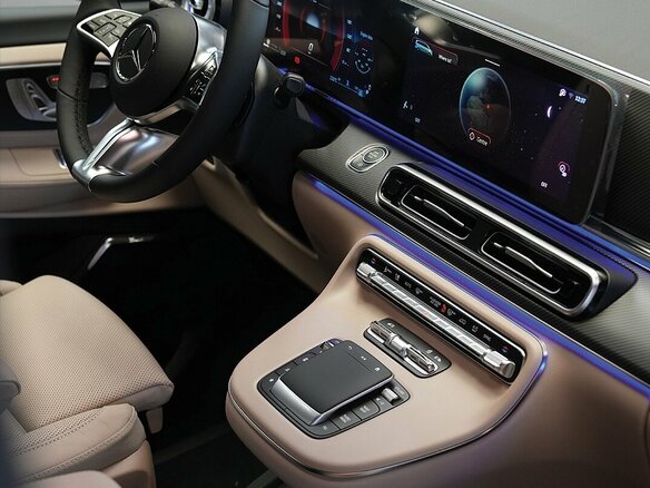 2026 Mercedes-Benz V-Класс Extra Long 300 d экстра длинный III (W447) Рестайлинг 2, чёрный, 15990000 рублей - вид 4