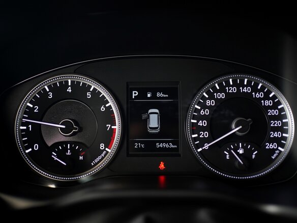 2020 Hyundai Santa Fe IV, серый, 2920000 рублей - вид 9